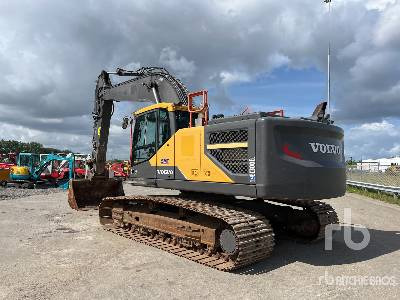 VOLVO EC300EL - Pelle sur chenille: photos 2 VOLVO EC300EL - Pelle sur chenille: photos 2