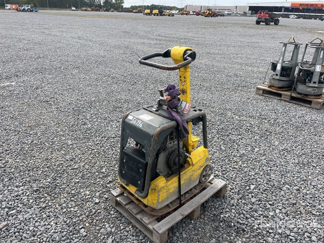 Wacker DPU3050 Vibratory Plate Compactor - Plaque vibrante: photos 2 Wacker DPU3050 Vibratory Plate Compactor - Plaque vibrante: photos 2