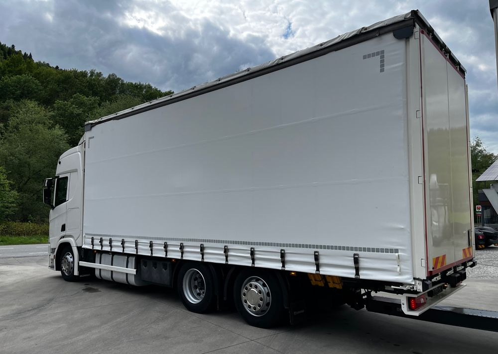 Scania R410 // 2018 // Retarder // Tandem 7.7+7.7 // Przyczepa Krone // Oś podnosozna // - Camion à rideaux coulissants: photos 5 Scania R410 // 2018 // Retarder // Tandem 7.7+7.7 // Przyczepa Krone // Oś podnosozna // - Camion à rideaux coulissants: photos 5
