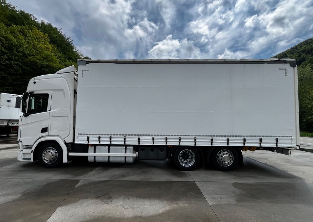 Scania R410 // 2018 Rok 6x2 // Retarder // Automat // Led // Navi // 77 // - Camion à rideaux coulissants: photos 5 Scania R410 // 2018 Rok 6x2 // Retarder // Automat // Led // Navi // 77 // - Camion à rideaux coulissants: photos 5