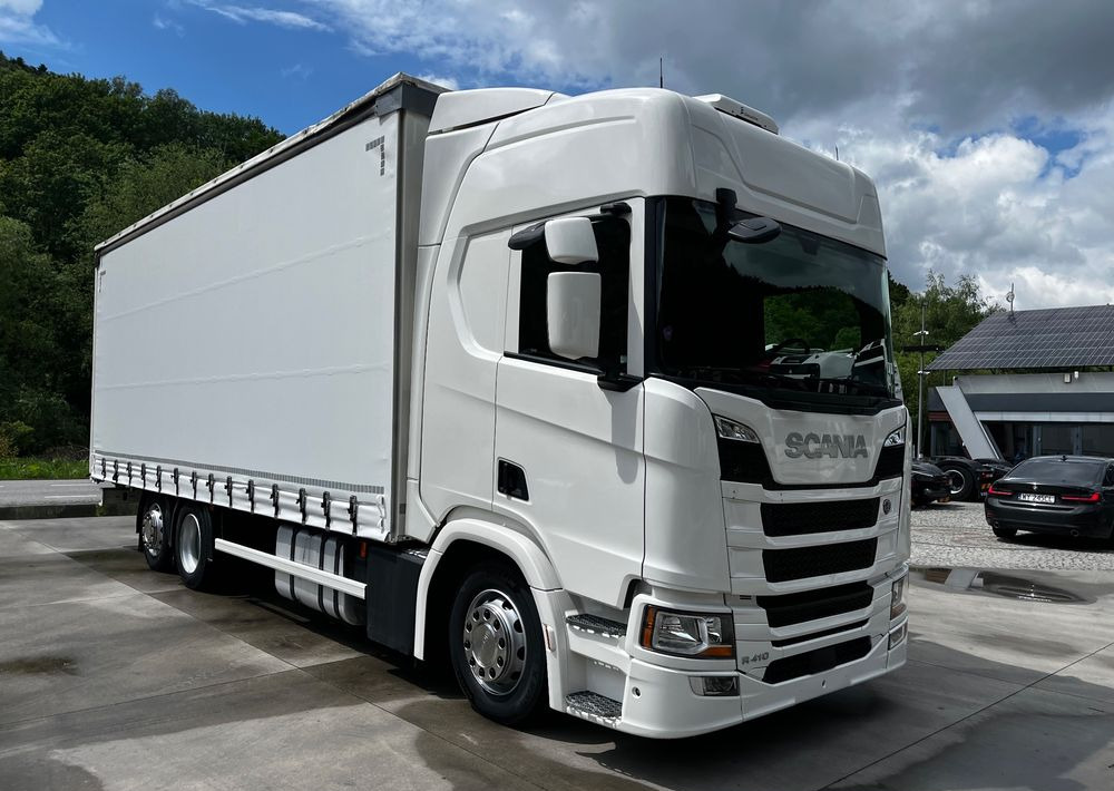Scania R410 // 2018 Rok 6x2 // Retarder // Automat // Led // Navi // 77 // - Camion à rideaux coulissants: photos 3 Scania R410 // 2018 Rok 6x2 // Retarder // Automat // Led // Navi // 77 // - Camion à rideaux coulissants: photos 3