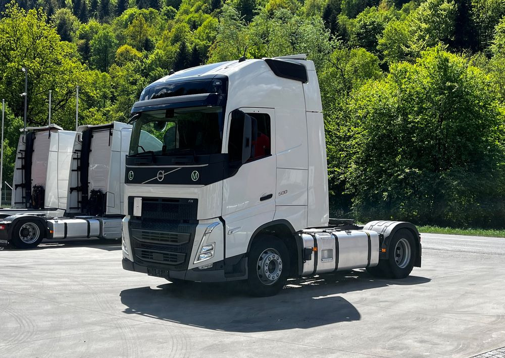 Volvo FH 500 // Silnik Euro 6 nie Isave // Parkclima // XL // Radary // Duże zbiorniki // Gwarancja // - Tracteur routier: photos 2 Volvo FH 500 // Silnik Euro 6 nie Isave // Parkclima // XL // Radary // Duże zbiorniki // Gwarancja // - Tracteur routier: photos 2