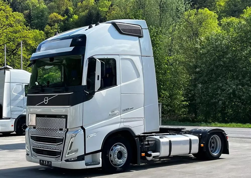 Volvo FH500 // New Face // Low Deck // Full Led // ACC // Globe XL // ParkClima // Zamiana za starszy - Tracteur routier: photos 1 Volvo FH500 // New Face // Low Deck // Full Led // ACC // Globe XL // ParkClima // Zamiana za starszy - Tracteur routier: photos 1