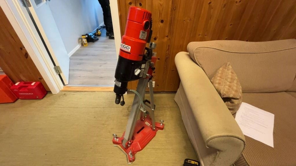 Annet RIDGID Base RB 208-3 Diamond core drill - Matériel de chantier: photos 5 Annet RIDGID Base RB 208-3 Diamond core drill - Matériel de chantier: photos 5