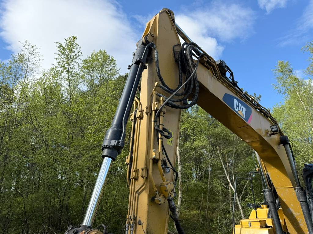 CAT 311 F LRR - Pelle sur chenille: photos 4 CAT 311 F LRR - Pelle sur chenille: photos 4
