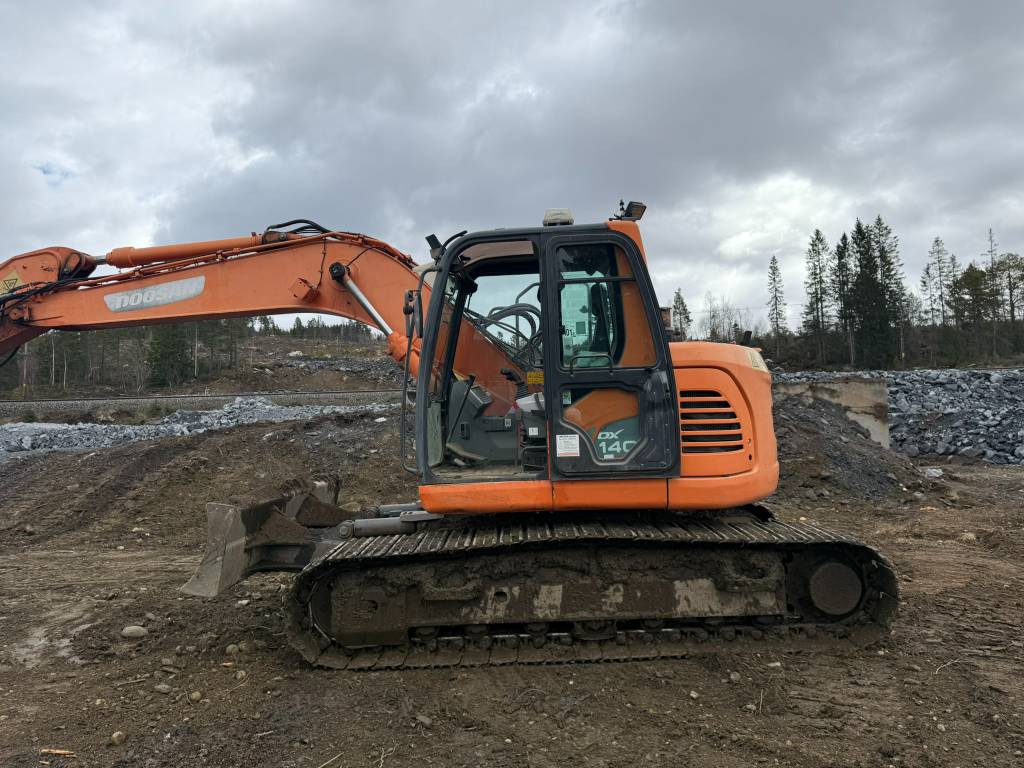 Doosan DX 140 LCR - Pelle sur chenille: photos 3 Doosan DX 140 LCR - Pelle sur chenille: photos 3