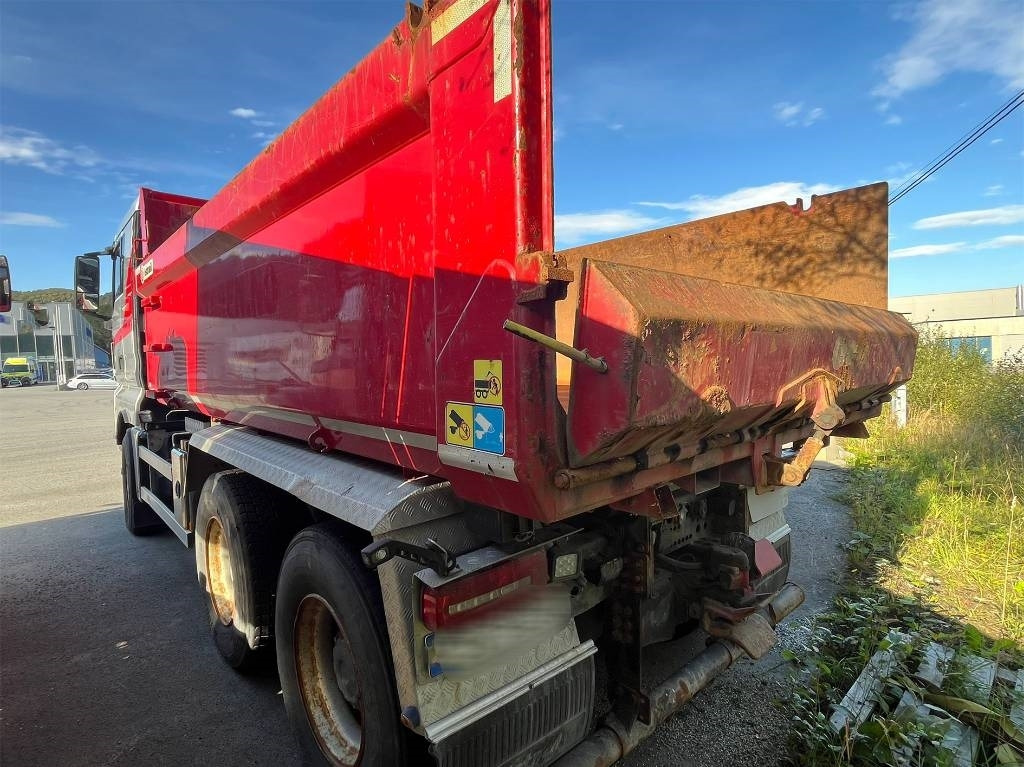 MAN TGX 26.580  6x4 - Camion benne: photos 3 MAN TGX 26.580  6x4 - Camion benne: photos 3