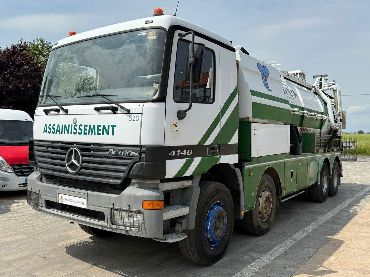 Mercedes-Benz Actros 4140 8x4 Wóz Asenizacyjny Beczkowóz 16500 Litrów - Camion hydrocureur: photos 3 Mercedes-Benz Actros 4140 8x4 Wóz Asenizacyjny Beczkowóz 16500 Litrów - Camion hydrocureur: photos 3