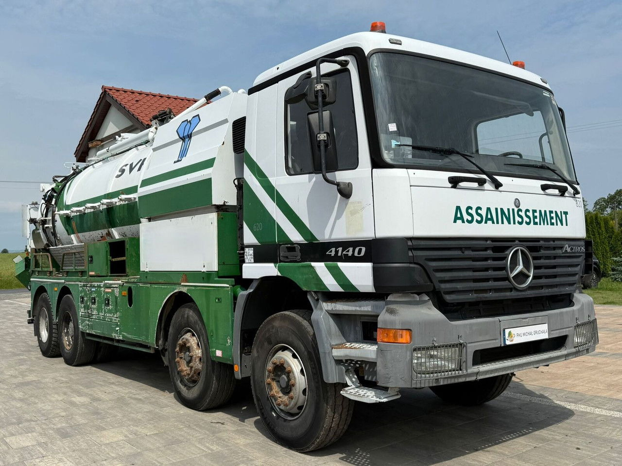 Mercedes-Benz Actros 4140 8x4 Wóz Asenizacyjny Beczkowóz 16500 Litrów - Camion hydrocureur: photos 1 Mercedes-Benz Actros 4140 8x4 Wóz Asenizacyjny Beczkowóz 16500 Litrów - Camion hydrocureur: photos 1