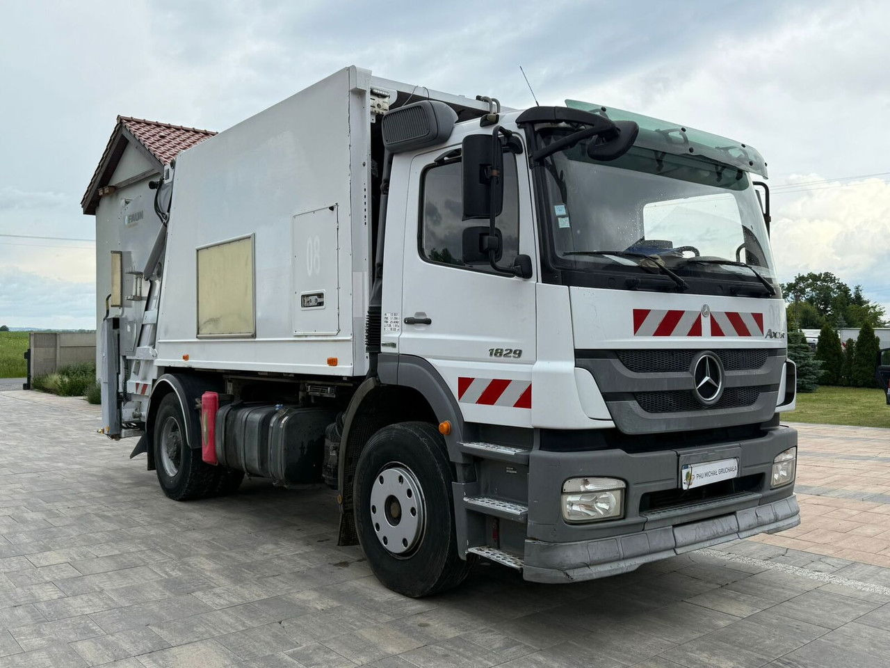 Mercedes-Benz Axor 1829 Faun VR3 TR2 - Benne à ordures ménagères: photos 1 Mercedes-Benz Axor 1829 Faun VR3 TR2 - Benne à ordures ménagères: photos 1