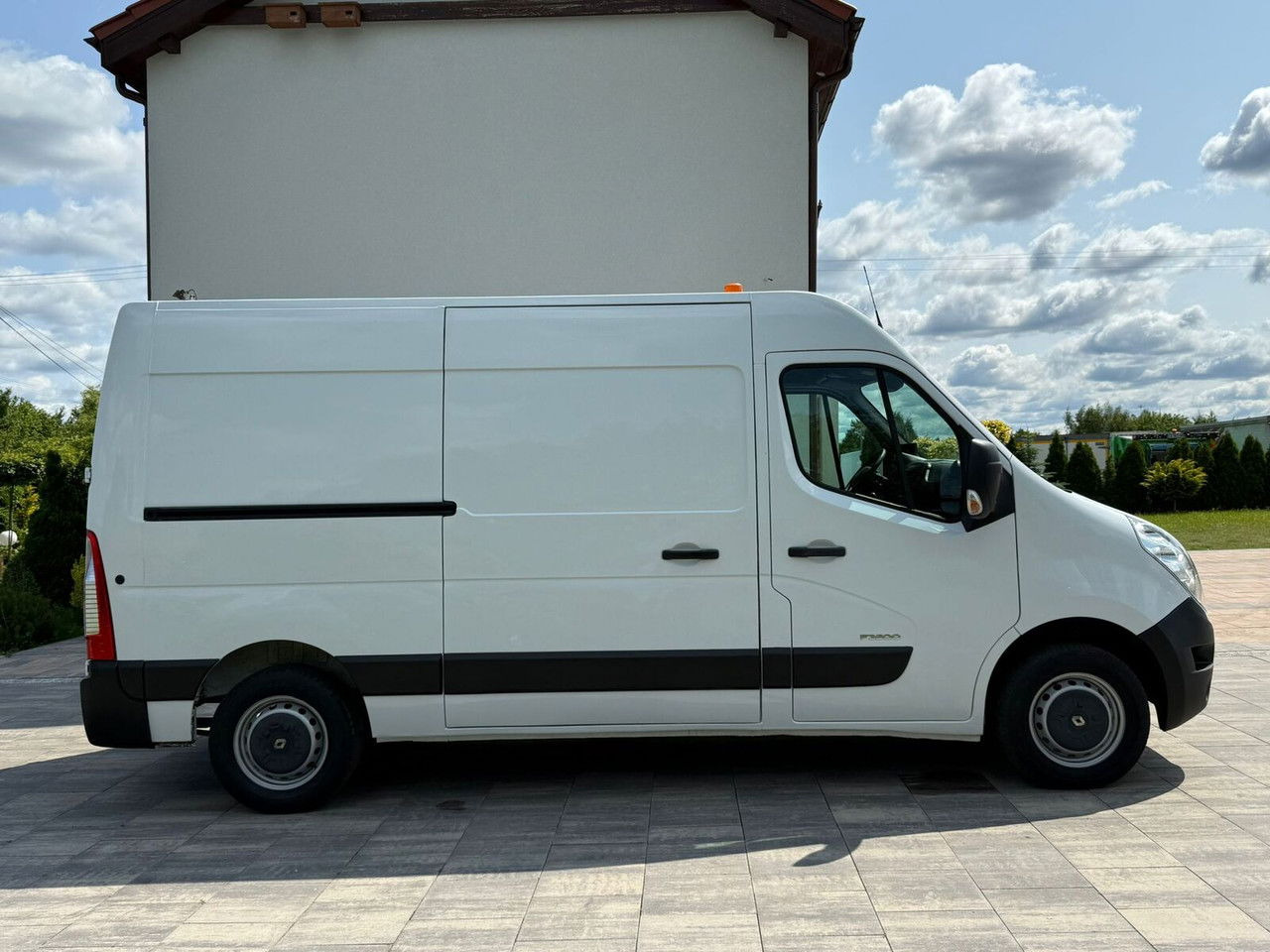Renault Master 2.3 Blaszak Klimatyzacja Hak Kamera cofania - Fourgon utilitaire: photos 4 Renault Master 2.3 Blaszak Klimatyzacja Hak Kamera cofania - Fourgon utilitaire: photos 4
