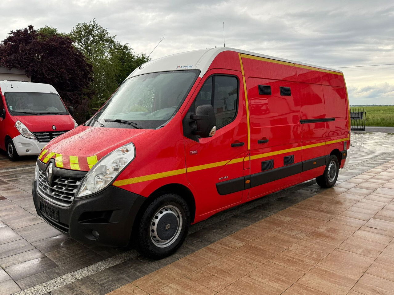 Renault Master 2016 Rok Ambulans Karetka Pogotowie - Ambulance: photos 3 Renault Master 2016 Rok Ambulans Karetka Pogotowie - Ambulance: photos 3