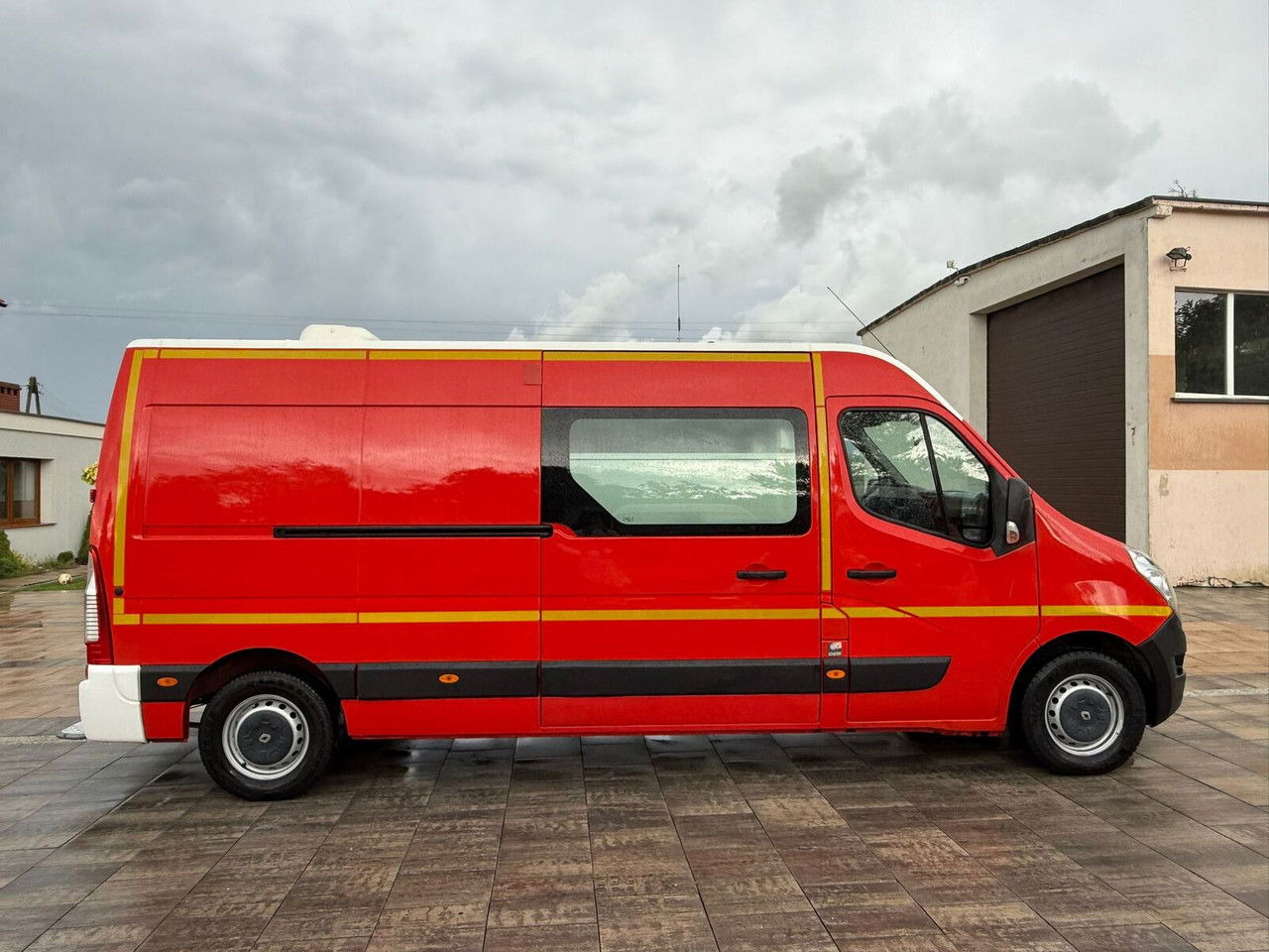 Renault Master 2016 Rok Ambulans Karetka Pogotowie - Ambulance: photos 4 Renault Master 2016 Rok Ambulans Karetka Pogotowie - Ambulance: photos 4