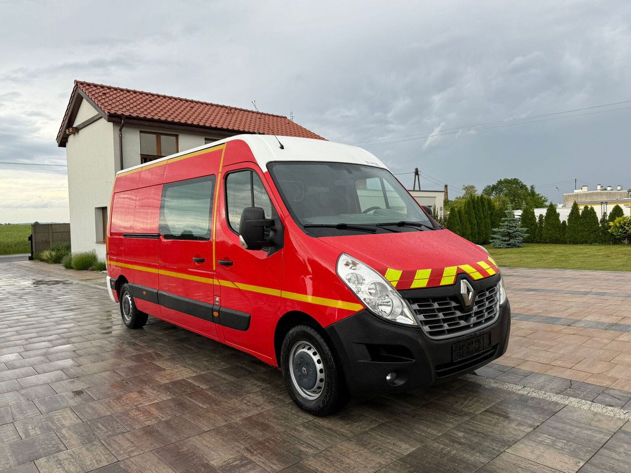 Renault Master 2016 Rok Ambulans Karetka Pogotowie - Ambulance: photos 1 Renault Master 2016 Rok Ambulans Karetka Pogotowie - Ambulance: photos 1
