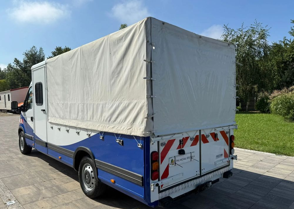 Renault Master - Utilitaire double cabine: photos 4 Renault Master - Utilitaire double cabine: photos 4