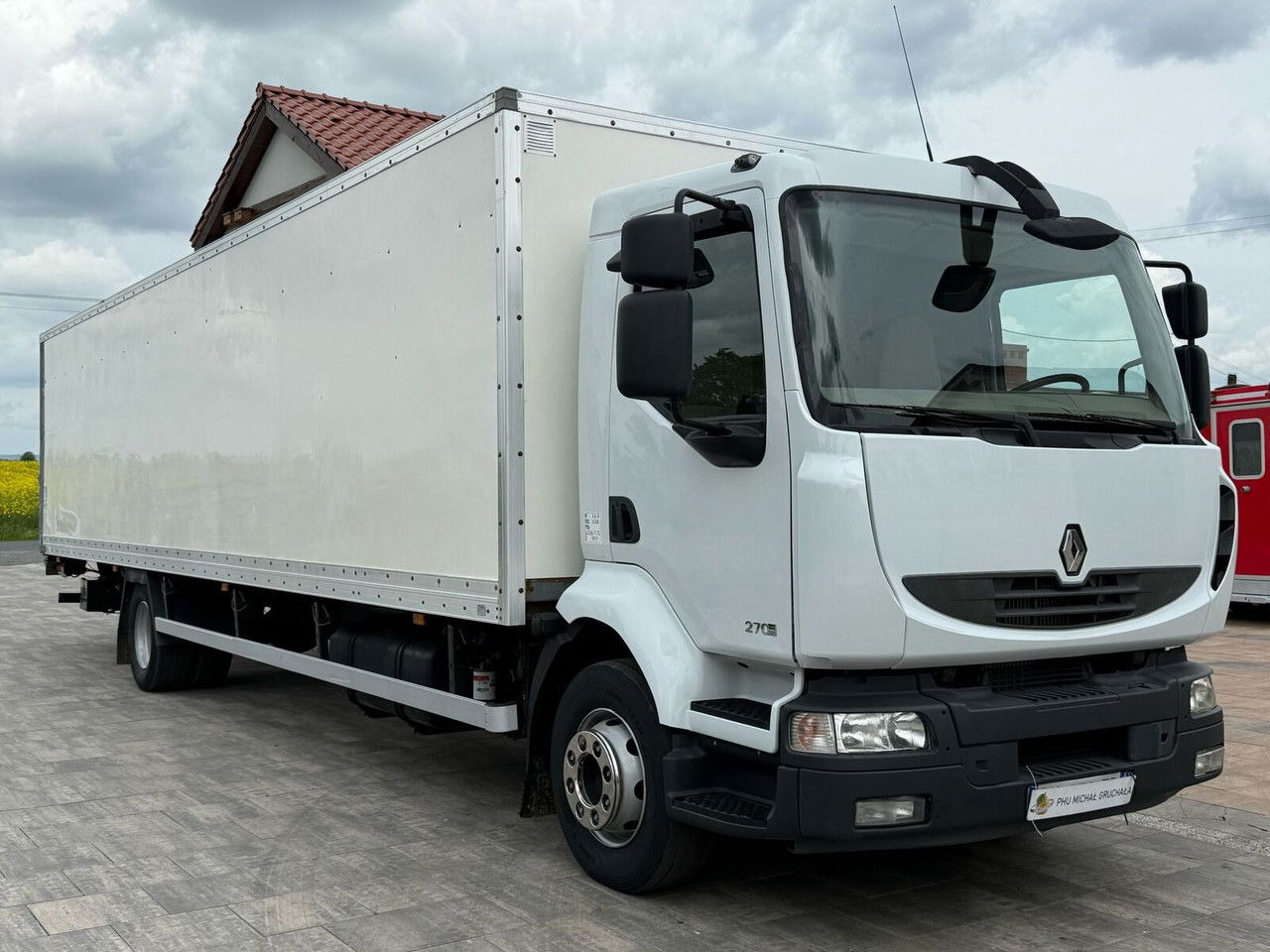 Renault Midlum 270 - Camion frigorifique: photos 1 Renault Midlum 270 - Camion frigorifique: photos 1