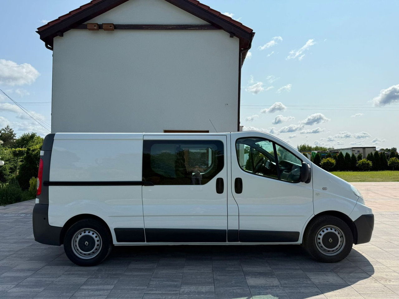 Renault Trafic 2.0 - Fourgonnette, Utilitaire double cabine: photos 4 Renault Trafic 2.0 - Fourgonnette, Utilitaire double cabine: photos 4