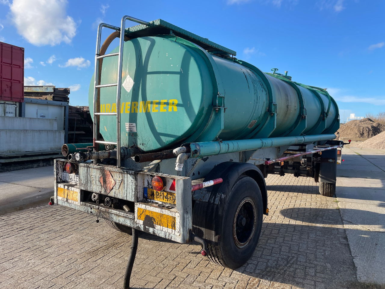 Burg Bitumen tank inox 14.000L - Remorque citerne: photos 3 Burg Bitumen tank inox 14.000L - Remorque citerne: photos 3