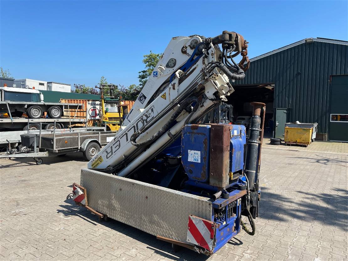 Hiab 288 roller crane with remote - Grue auxiliaire pour Camion: photos 3 Hiab 288 roller crane with remote - Grue auxiliaire pour Camion: photos 3