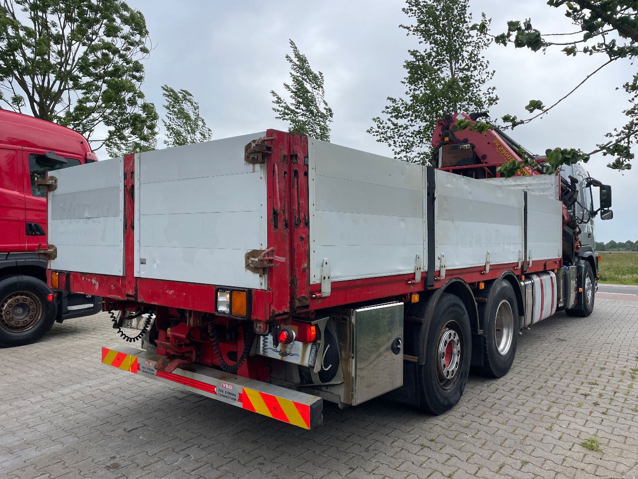 Volvo FM 440 with Palfinger PK29002 with jib flyjib - Camion grue: photos 5 Volvo FM 440 with Palfinger PK29002 with jib flyjib - Camion grue: photos 5