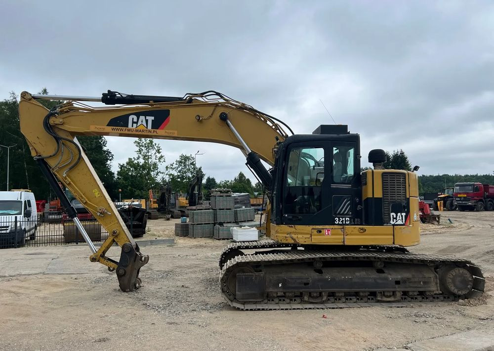 Caterpillar Caterpillar 321 DLCR - Pelle sur chenille: photos 4 Caterpillar Caterpillar 321 DLCR - Pelle sur chenille: photos 4