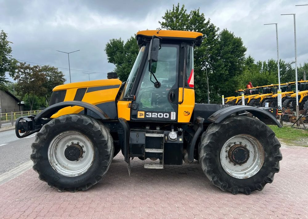 JCB Fastrac 3200 - Tracteur agricole: photos 3 JCB Fastrac 3200 - Tracteur agricole: photos 3