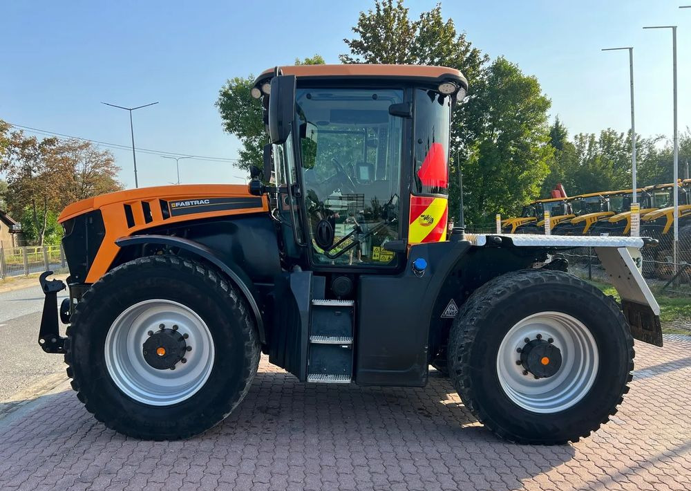 JCB Fastrac 4220 - Tracteur agricole: photos 2 JCB Fastrac 4220 - Tracteur agricole: photos 2