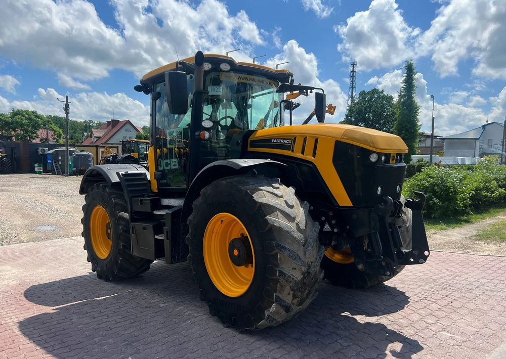 JCB Fastrac 4220 - Tracteur agricole: photos 3 JCB Fastrac 4220 - Tracteur agricole: photos 3