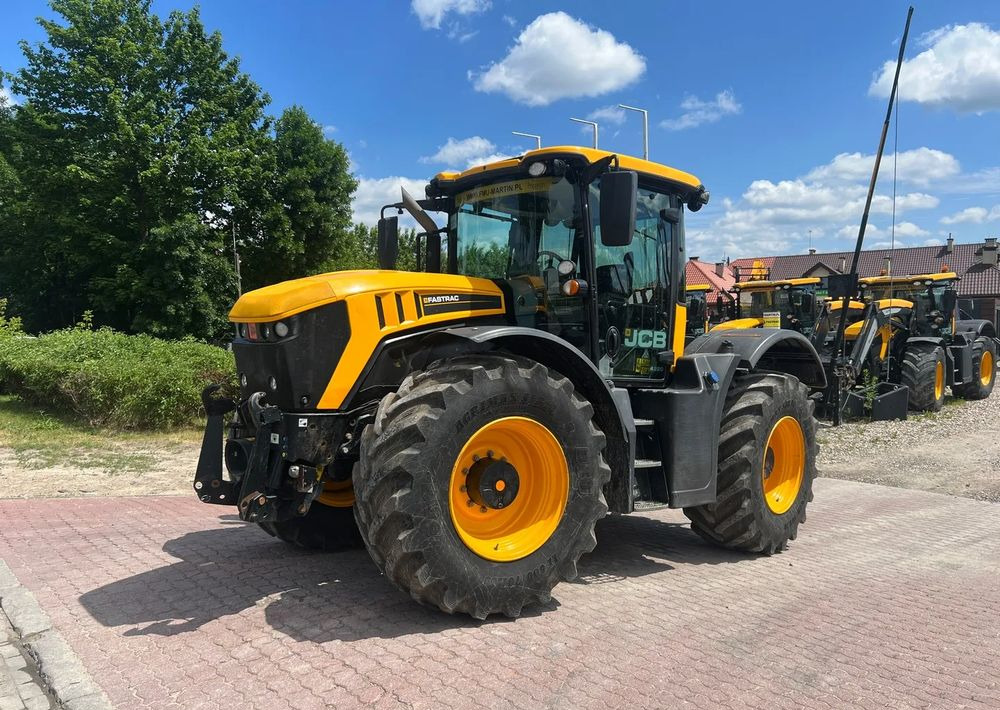 JCB JCB Fastrac 4220 - Tracteur agricole: photos 1 JCB JCB Fastrac 4220 - Tracteur agricole: photos 1