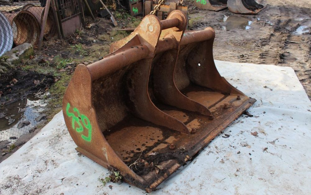 ŁYŻKA SKARPOWA DO KOPAREK JCB, CAT, VOLVO, KOMATSU, LIEBHERR I INNYCH CENA NA TELEFON - Godet pour pelle: photos 1 ŁYŻKA SKARPOWA DO KOPAREK JCB, CAT, VOLVO, KOMATSU, LIEBHERR I INNYCH CENA NA TELEFON - Godet pour pelle: photos 1