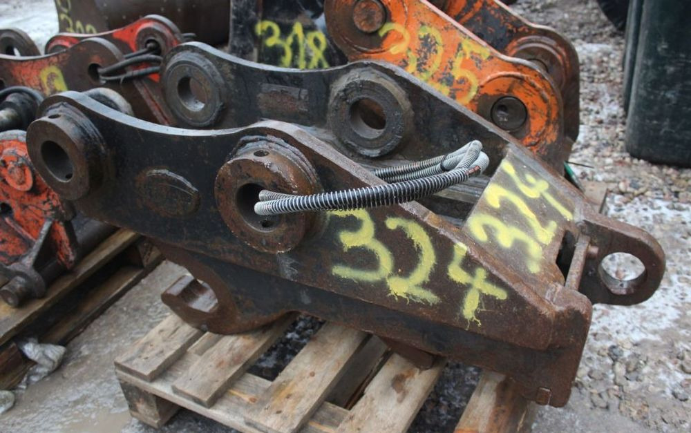 SZYBKO ZŁĄCZĘ DO KOPAREK JCB, CAT, VOLVO, KOMATSU, LIEBHERR I INNYCH - Attache rapide pour Engins de chantier: photos 1 SZYBKO ZŁĄCZĘ DO KOPAREK JCB, CAT, VOLVO, KOMATSU, LIEBHERR I INNYCH - Attache rapide pour Engins de chantier: photos 1