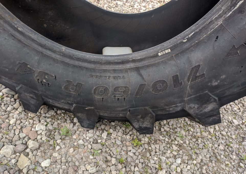 Trelleborg TM900, 710/60 r 34, nowa opona w starej cenie! - Pneu: photos 3 Trelleborg TM900, 710/60 r 34, nowa opona w starej cenie! - Pneu: photos 3