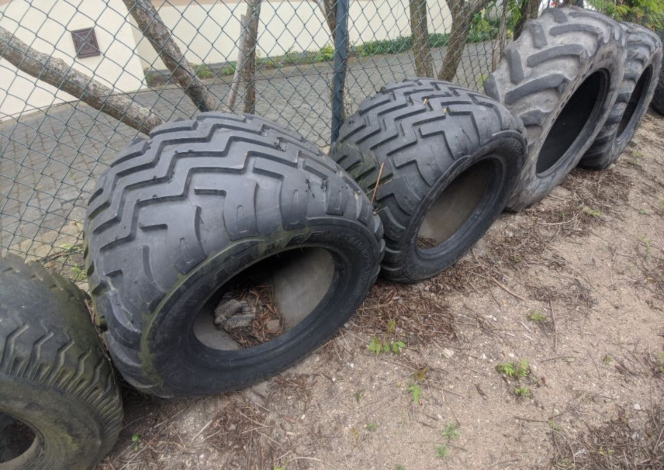 VERDESTEIN 560/45 r22,5 - Pneu: photos 2 VERDESTEIN 560/45 r22,5 - Pneu: photos 2