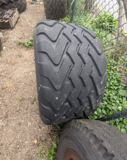 VERDESTEIN 560/45 r22,5 - Pneu: photos 1 VERDESTEIN 560/45 r22,5 - Pneu: photos 1
