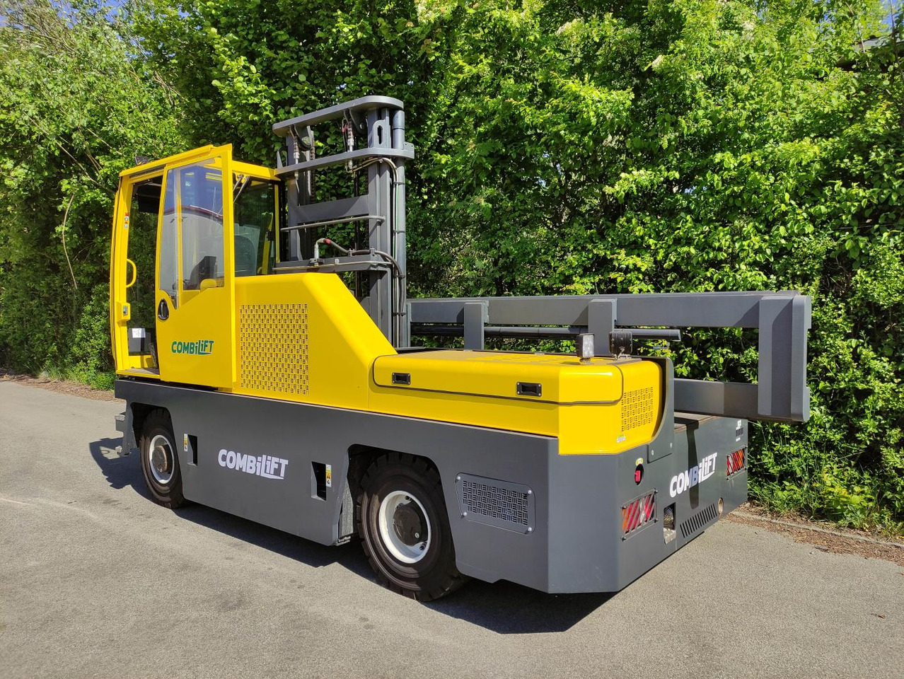 Combilift C6000 FSL - Chariot latéral: photos 4 Combilift C6000 FSL - Chariot latéral: photos 4