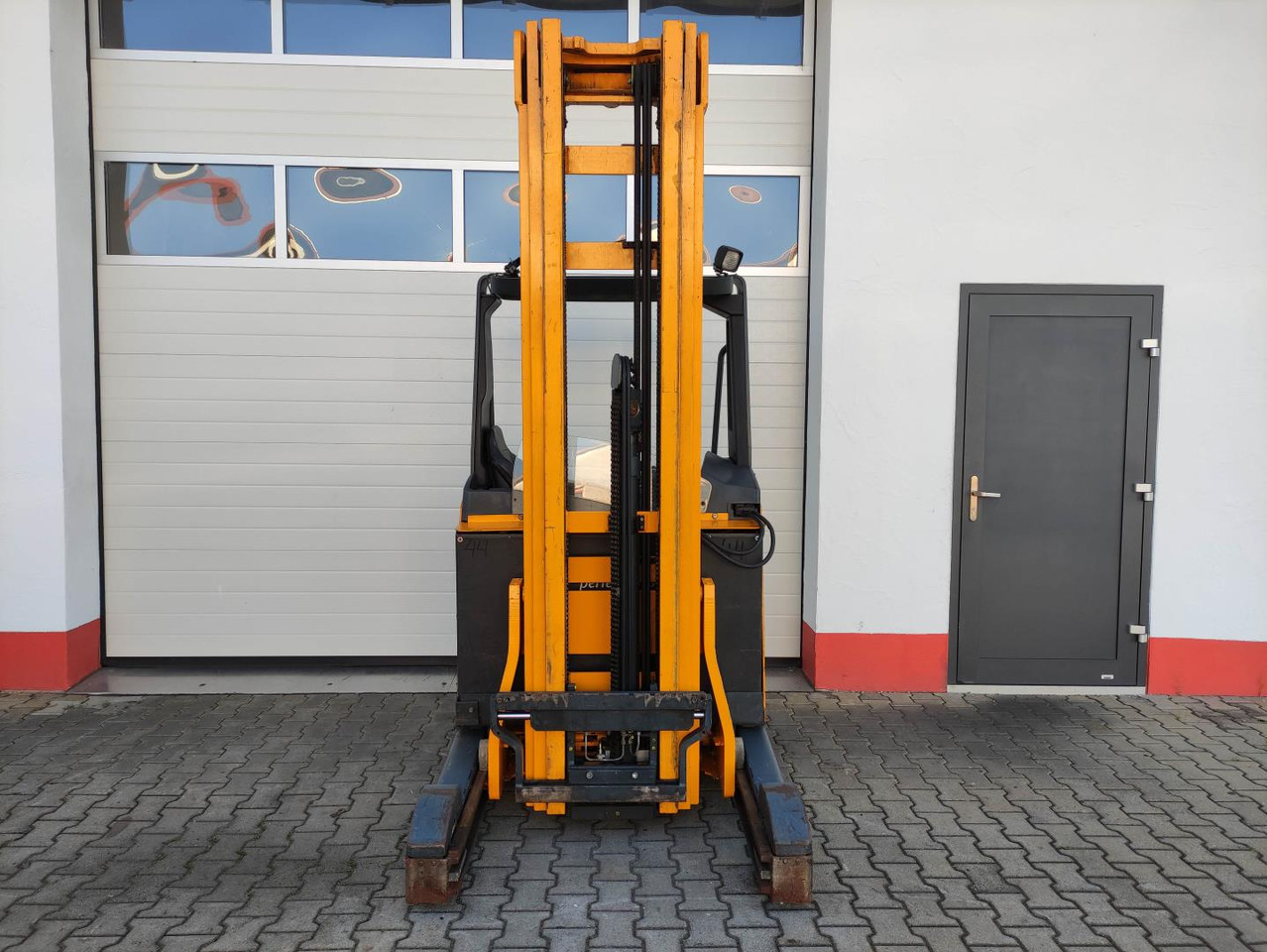 Jungheinrich ETV216 - Chariot à mât rétractable: photos 3 Jungheinrich ETV216 - Chariot à mât rétractable: photos 3