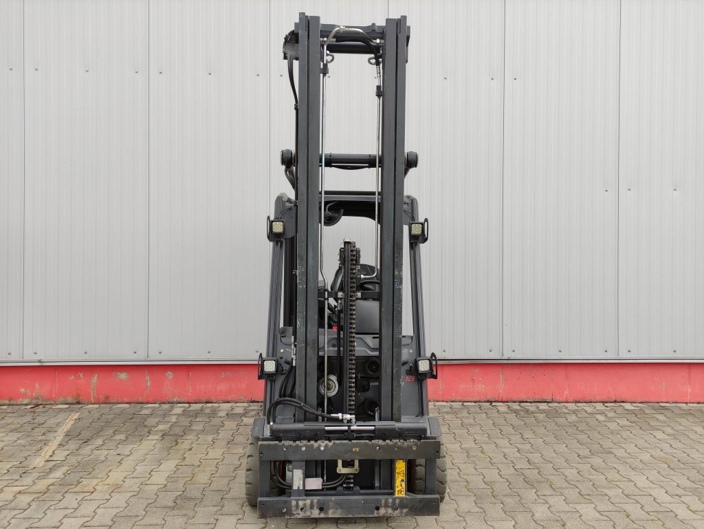 Linde E18-02-386 EVO - Chariot élévateur électrique: photos 3 Linde E18-02-386 EVO - Chariot élévateur électrique: photos 3