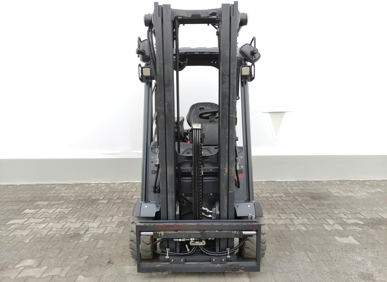 Linde E20L-02-386-EVO - Chariot élévateur électrique: photos 3 Linde E20L-02-386-EVO - Chariot élévateur électrique: photos 3