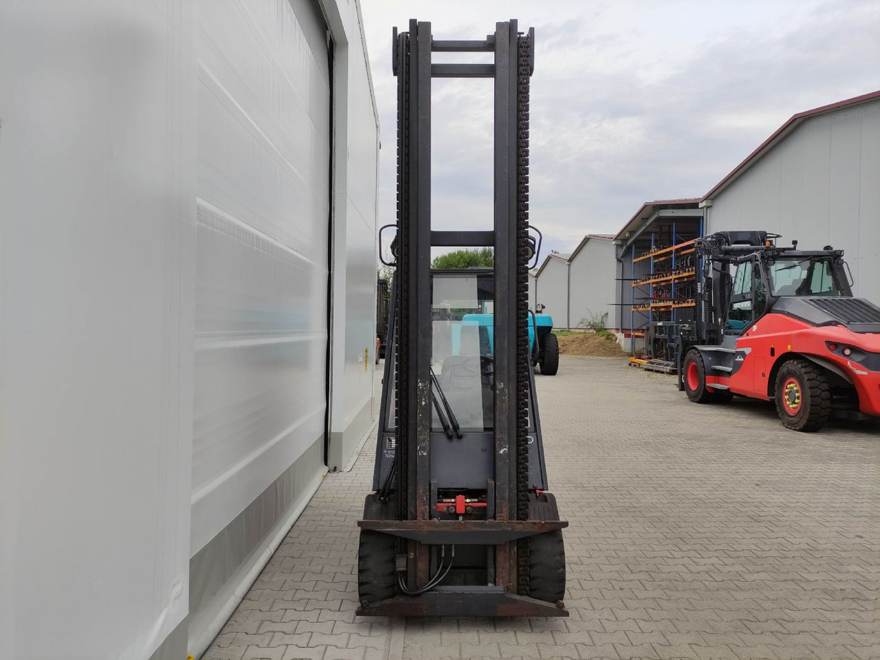 Linde E30-01-336 - Chariot élévateur électrique: photos 3 Linde E30-01-336 - Chariot élévateur électrique: photos 3