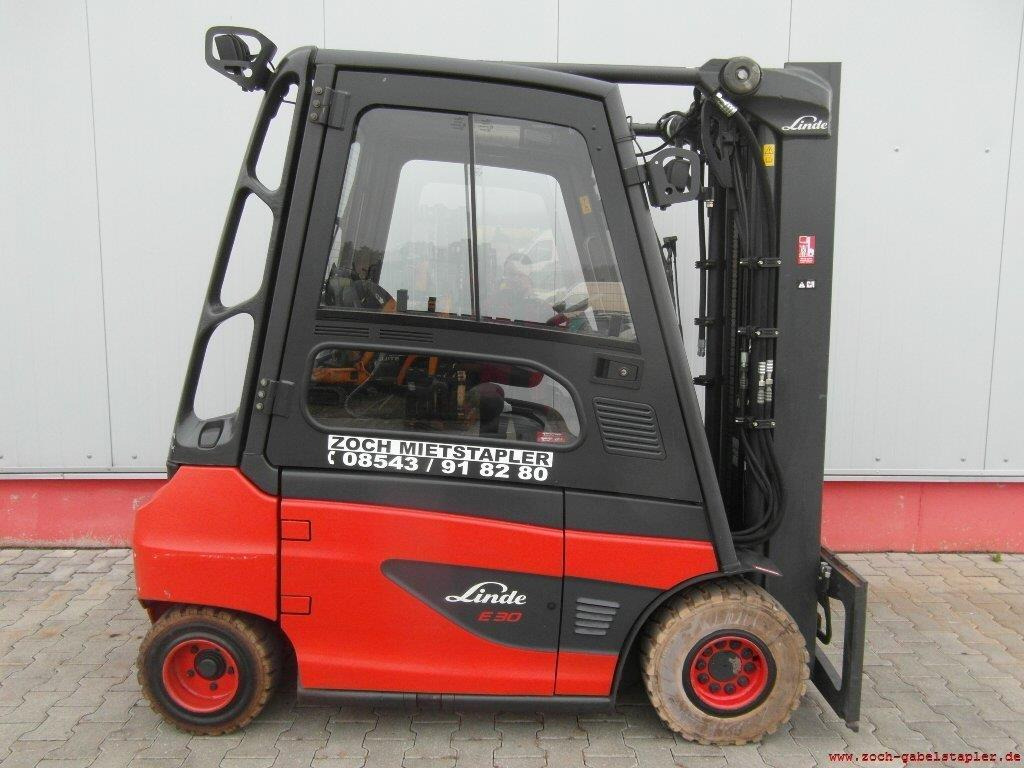 Linde E30-01-387 - Chariot élévateur électrique: photos 2 Linde E30-01-387 - Chariot élévateur électrique: photos 2