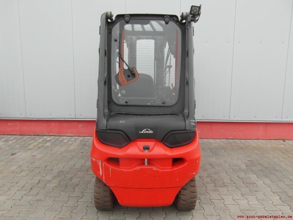 Linde E30-01-387 - Chariot élévateur électrique: photos 4 Linde E30-01-387 - Chariot élévateur électrique: photos 4