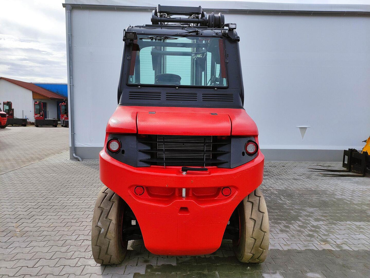 Linde E80-01/900 - Chariot élévateur électrique: photos 4 Linde E80-01/900 - Chariot élévateur électrique: photos 4