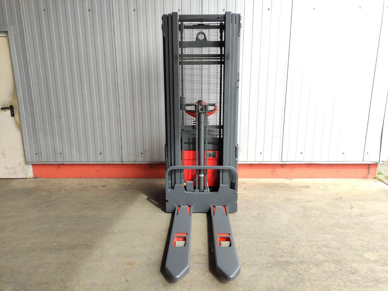 Linde L16-372 (LACK NEU) - Gerbeur: photos 3 Linde L16-372 (LACK NEU) - Gerbeur: photos 3