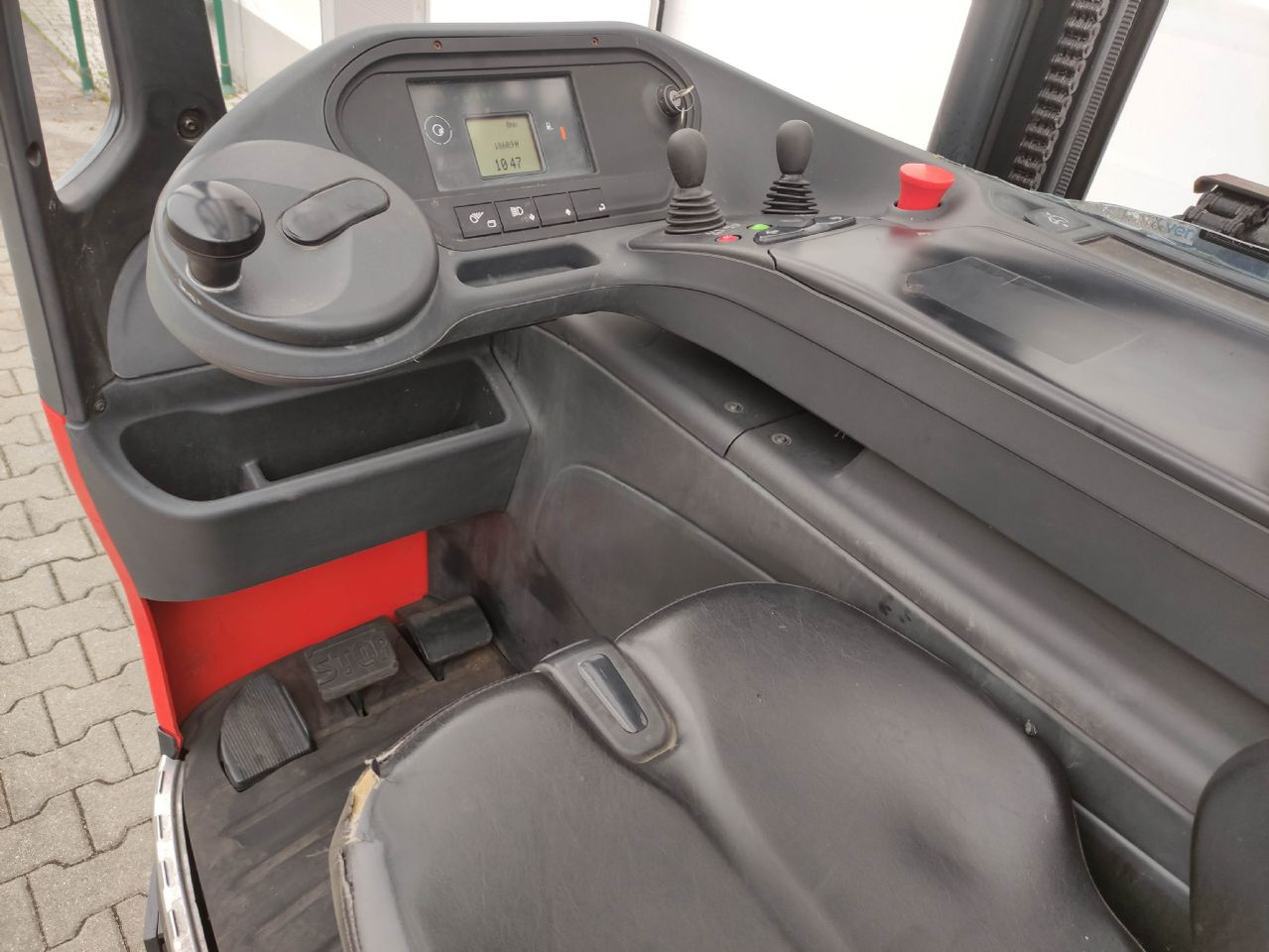 Linde R16G-01-1120 - Chariot à mât rétractable: photos 5 Linde R16G-01-1120 - Chariot à mât rétractable: photos 5