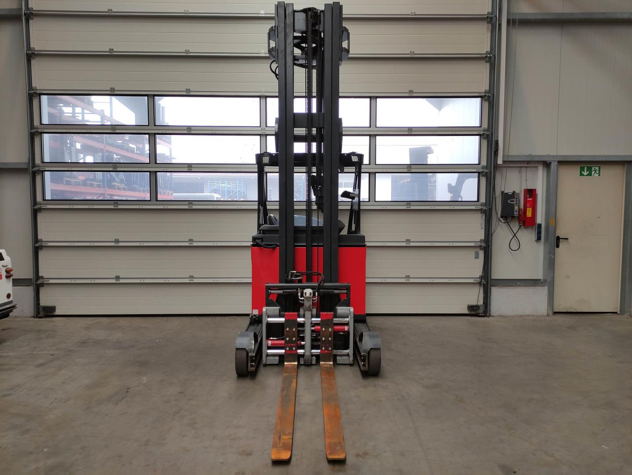 Linde R20-1120 - Chariot à mât rétractable: photos 3 Linde R20-1120 - Chariot à mât rétractable: photos 3