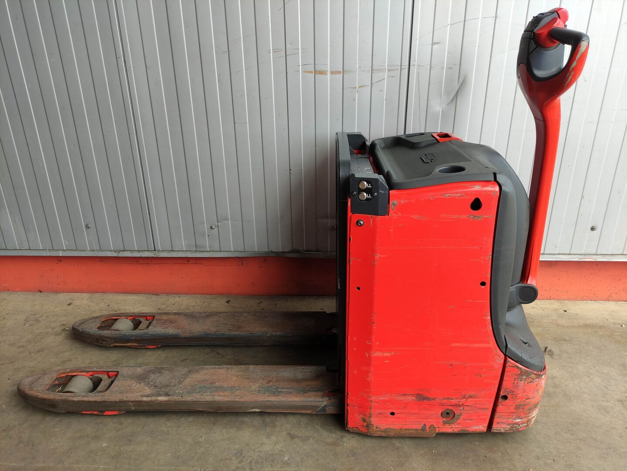 Linde T16L-1152 - Transpalette: photos 1 Linde T16L-1152 - Transpalette: photos 1