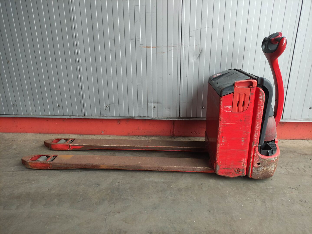 Linde T20-360 - Transpalette: photos 1 Linde T20-360 - Transpalette: photos 1