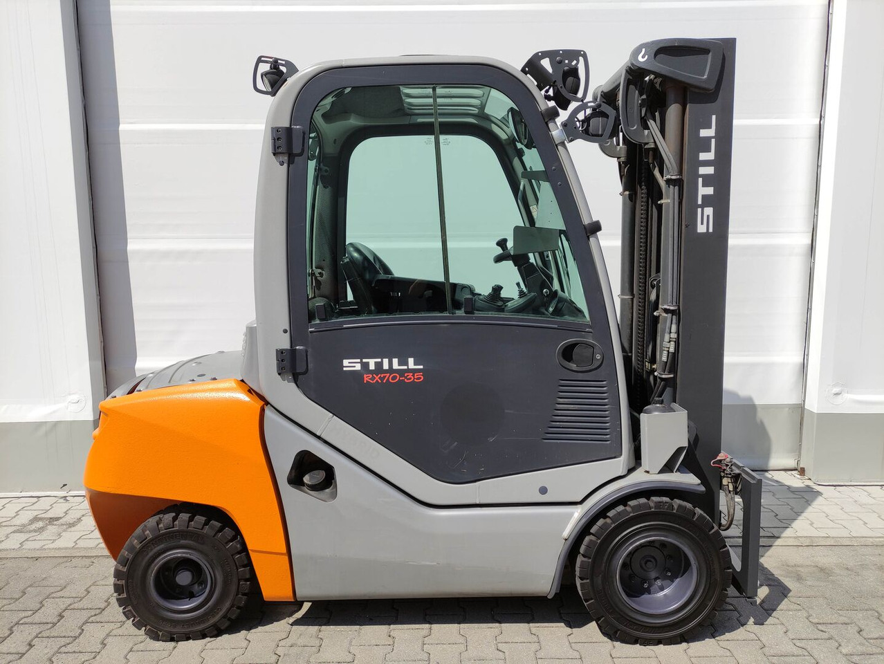 Still RX70-35 - Chariot élévateur diesel: photos 2 Still RX70-35 - Chariot élévateur diesel: photos 2