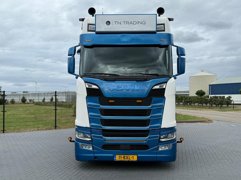 Scania S 660 BOOGIE, VOLLUCHT, RETARDER, LEER. - Tracteur routier: photos 3 Scania S 660 BOOGIE, VOLLUCHT, RETARDER, LEER. - Tracteur routier: photos 3