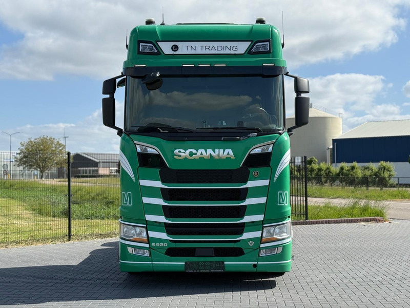 Scania S520 V8 NGS NO EGR, EURO 6D, 2.95WB, FULL SPOILER, RETARDER, FULL AIR. - Tracteur routier: photos 4 Scania S520 V8 NGS NO EGR, EURO 6D, 2.95WB, FULL SPOILER, RETARDER, FULL AIR. - Tracteur routier: photos 4